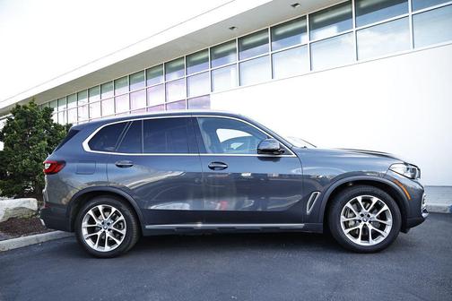 Arctic Gray Metallic 2022 BMW X5 PHEV xDrive45e