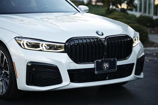 2022 BMW 750 i xDrive