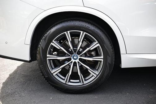 2022 BMW X5 PHEV xDrive45e