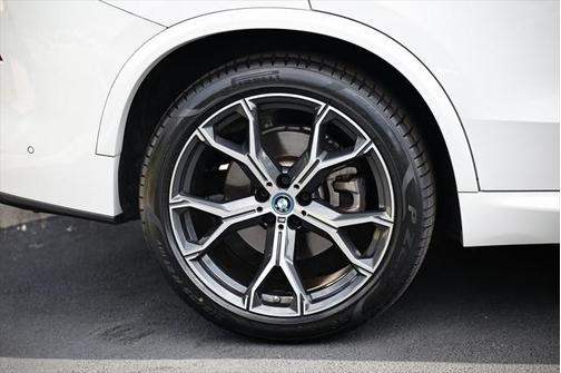 2022 BMW X5 PHEV xDrive45e