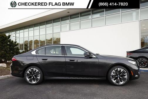 2025 BMW 530 530i
