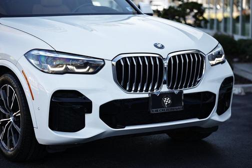 2023 BMW X5 PHEV xDrive45e