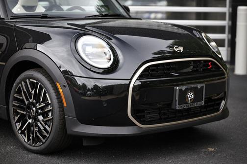 Midnight Black II Metallic 2026 MINI Convertible Cooper S