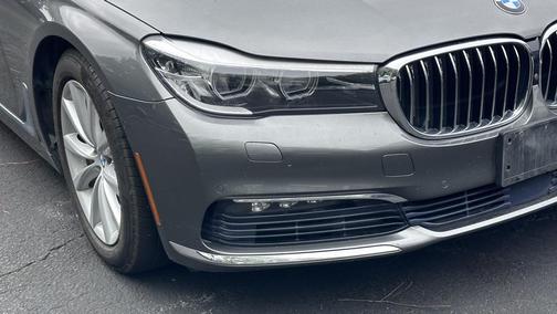 2016 BMW 740 740i