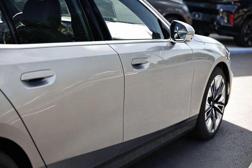 2026 BMW 530 i