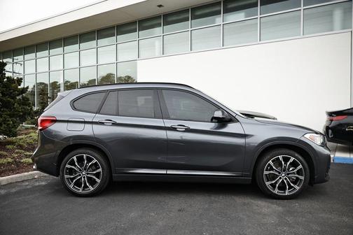 2022 BMW X1 sDrive28i