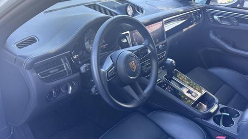 2023 Porsche Macan S