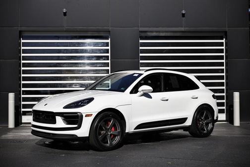2023 Porsche Macan S