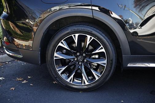 2024 Mazda CX-90 PHEV Premium Plus