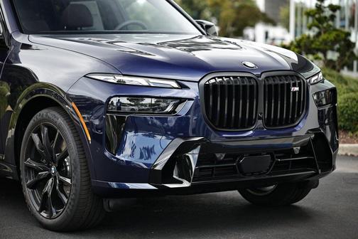2026 BMW X7 M60i