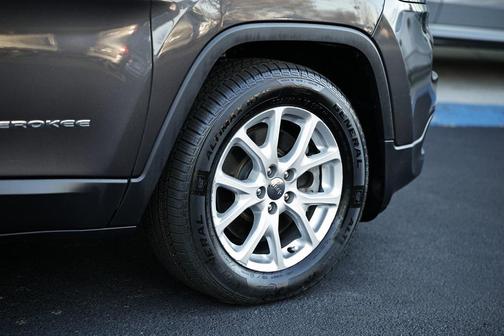 2018 Jeep Cherokee Latitude Plus