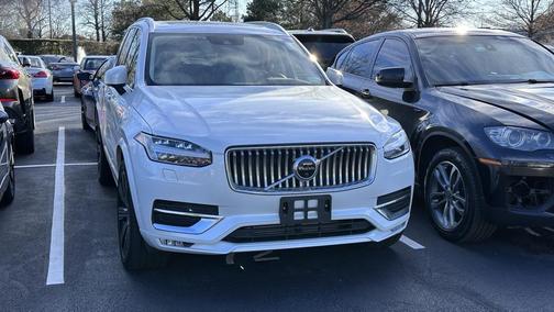 2022 Volvo XC90 T6 Inscription