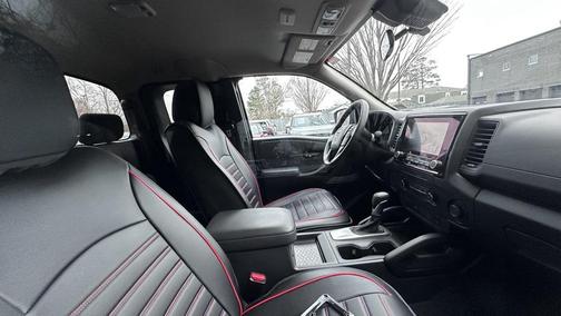 2023 Nissan Frontier S