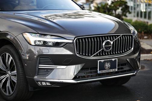 2022 Volvo XC60 B5 Inscription