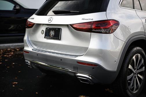2021 Mercedes-Benz GLA 250 Base 4MATIC
