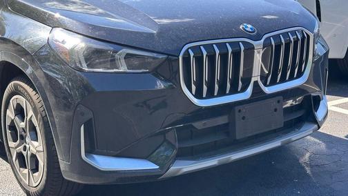 Black Sapphire Metallic 2025 BMW X1 xDrive28i