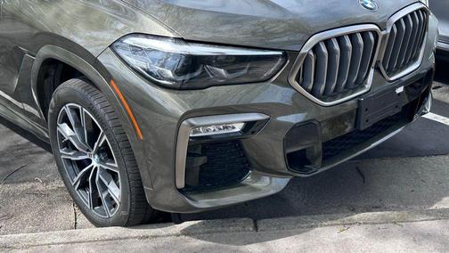Manhattan Green Metallic 2021 BMW X6 M50i