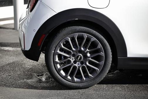 2026 MINI Hardtop Cooper