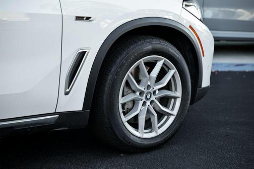 2023 BMW X5 PHEV xDrive45e