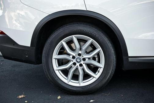 2023 BMW X5 PHEV xDrive45e