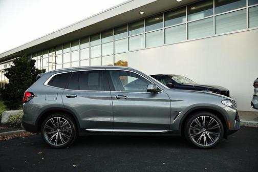 2023 BMW X3 sDrive30i
