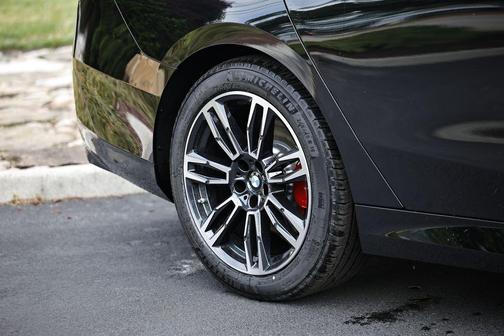 Black Sapphire Metallic 2027 BMW 530 i