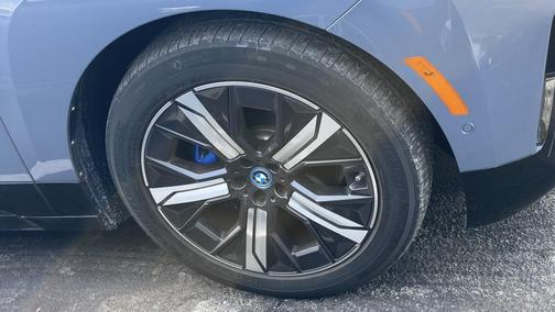 2023 BMW iX xDrive50