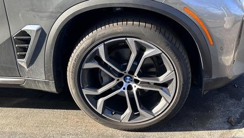 2025 BMW X5 sDrive40i