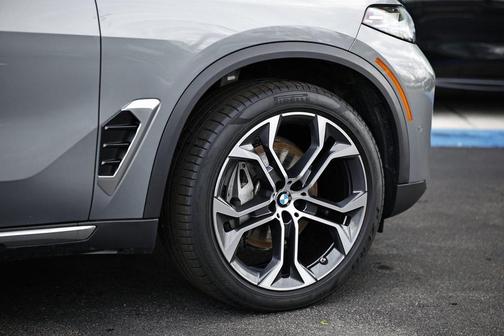 2025 BMW X5 sDrive40i