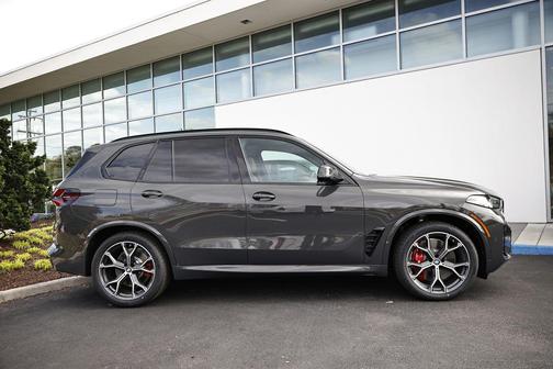 Dravit Grey Metallic 2026 BMW X5 xDrive50e