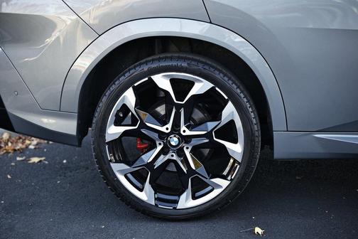 2025 BMW X2 xDrive28i