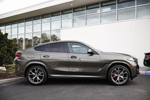 2024 BMW X6 xDrive40i