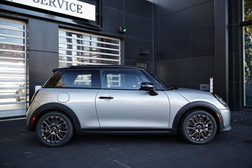 2026 MINI Hardtop Cooper