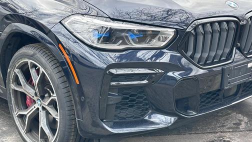 2023 BMW X6 M50i