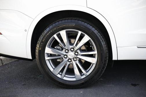 2024 Cadillac XT6 Premium Luxury FWD