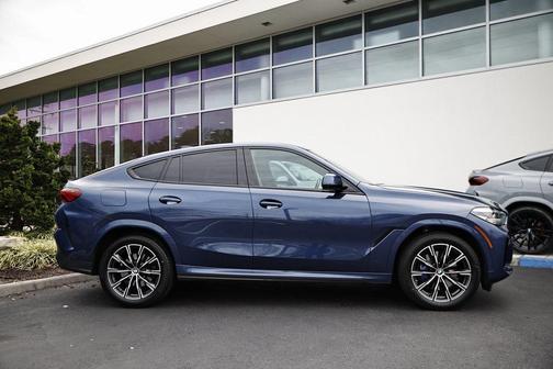 2023 BMW X6 xDrive40i