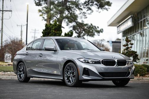 2026 BMW 330 i