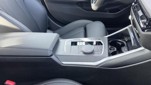 2025 BMW 330 330i xDrive