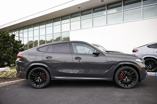 2026 BMW X6 xDrive40i