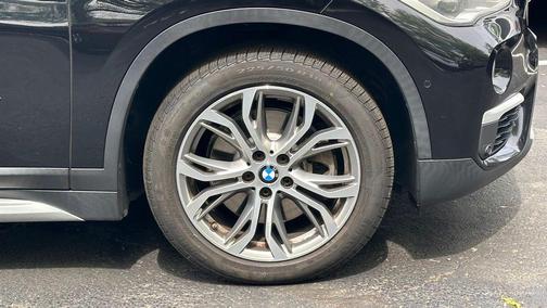 Black Sapphire Metallic 2017 BMW X1 xDrive 28i