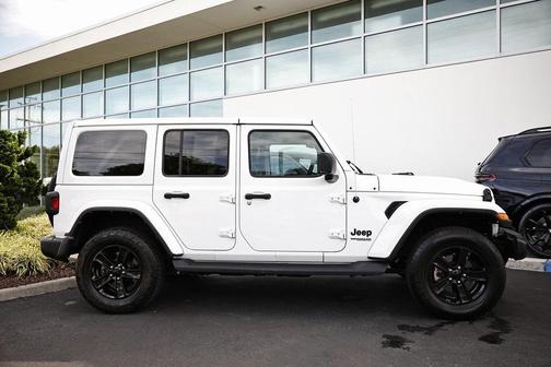 2022 Jeep Wrangler Unlimited Sahara