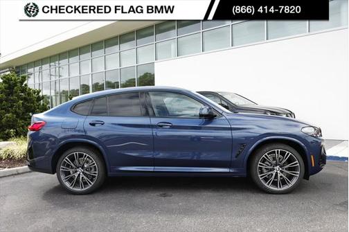 2025 BMW X4 xDrive30i