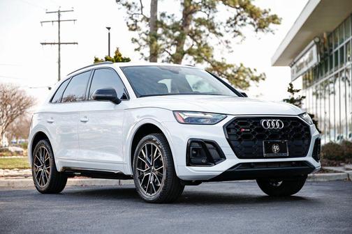 2024 Audi SQ5 3.0T Premium Plus