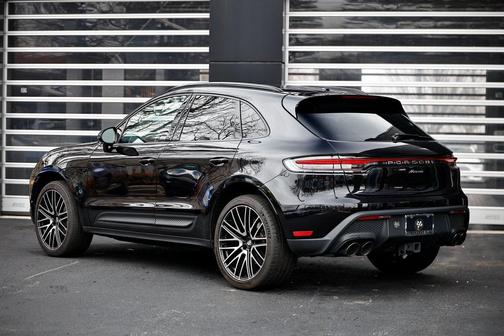 2024 Porsche Macan AWD