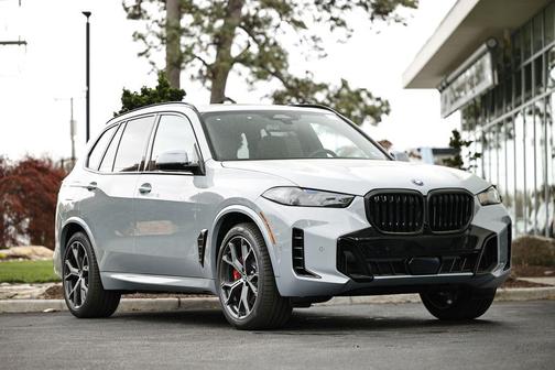 Brooklyn Grey Metallic 2026 BMW X5 xDrive50e