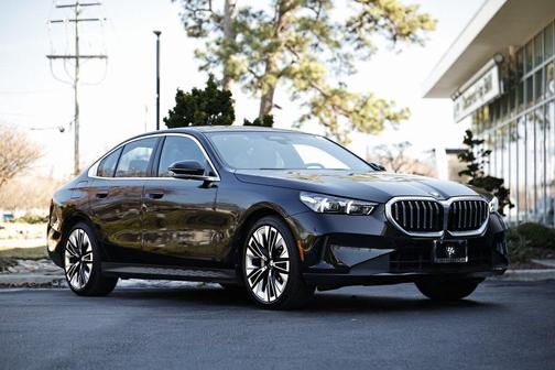 2025 BMW 530 530i