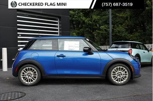 2025 MINI Hardtop Cooper