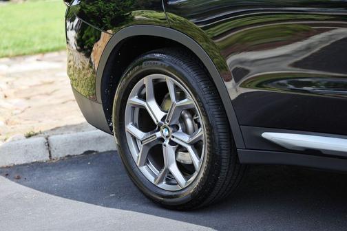 Black Sapphire Metallic 2022 BMW X3 xDrive30i