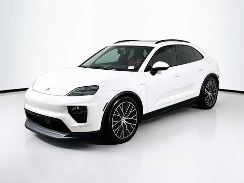 2025 Porsche Macan 4S