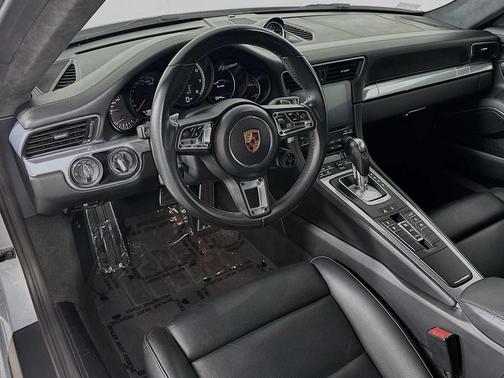 Rhodium Silver Metallic 2018 Porsche 911 Turbo